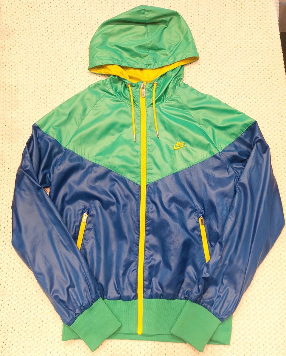 (여성 L/90) 나이키 윈드러너 바람막이