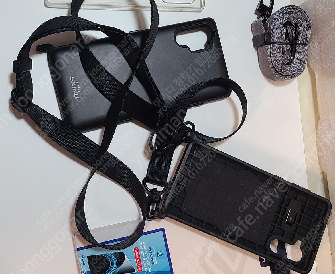 갤럭시s10, 갤럭시노트10 수납 목걸이 줄 케이스 일괄 판매합니다