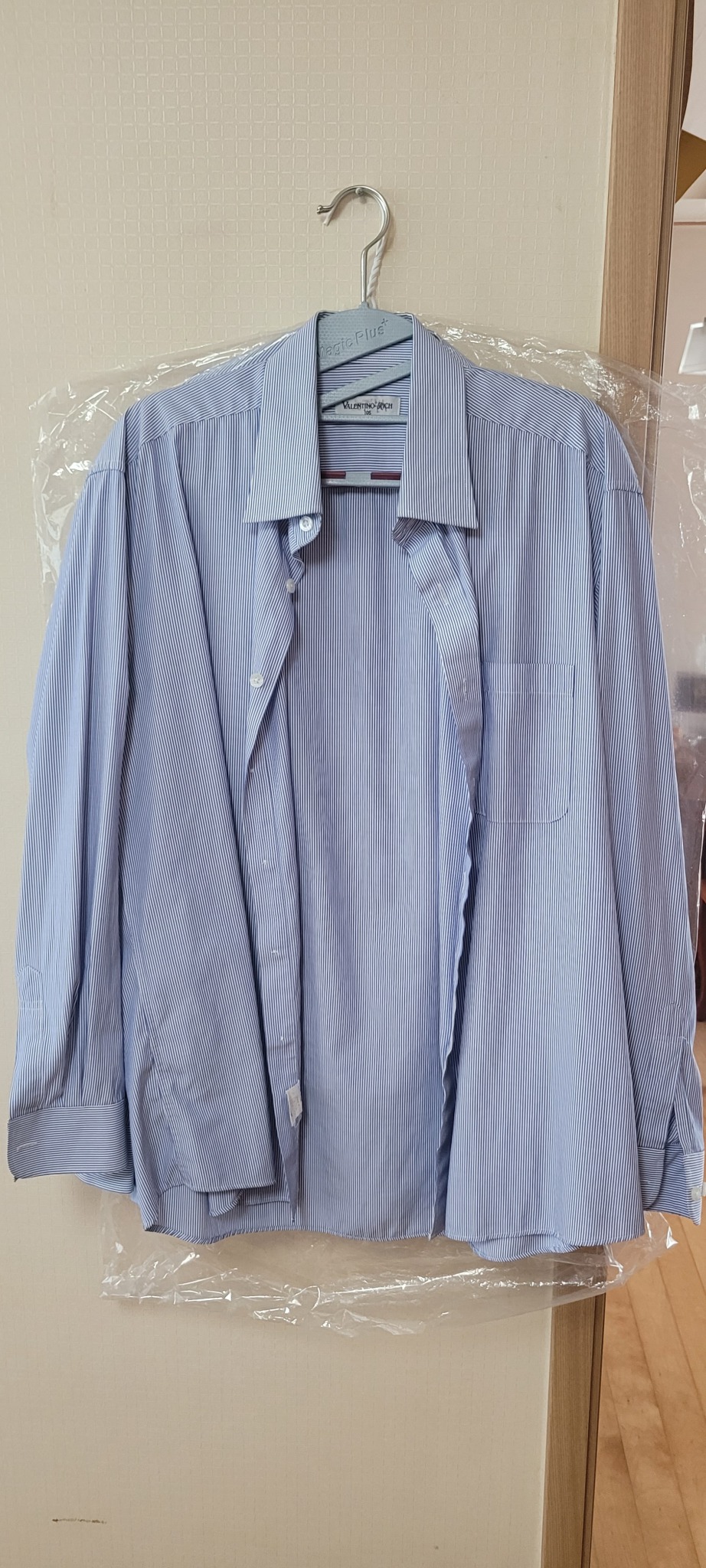 블루 스트라이프 셔츠 105사이즈 팝니다.