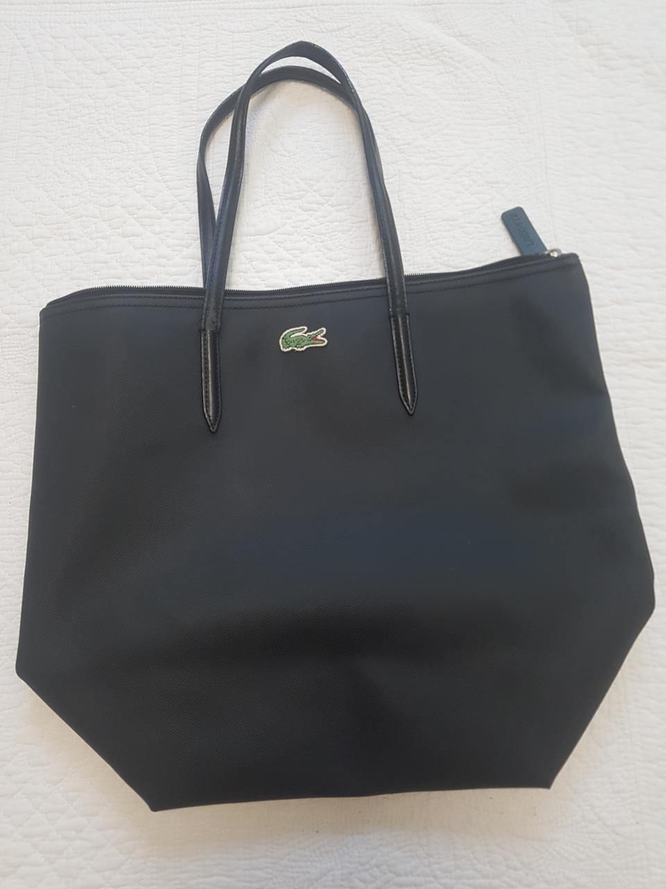 라코스테 쇼퍼백 팝니다