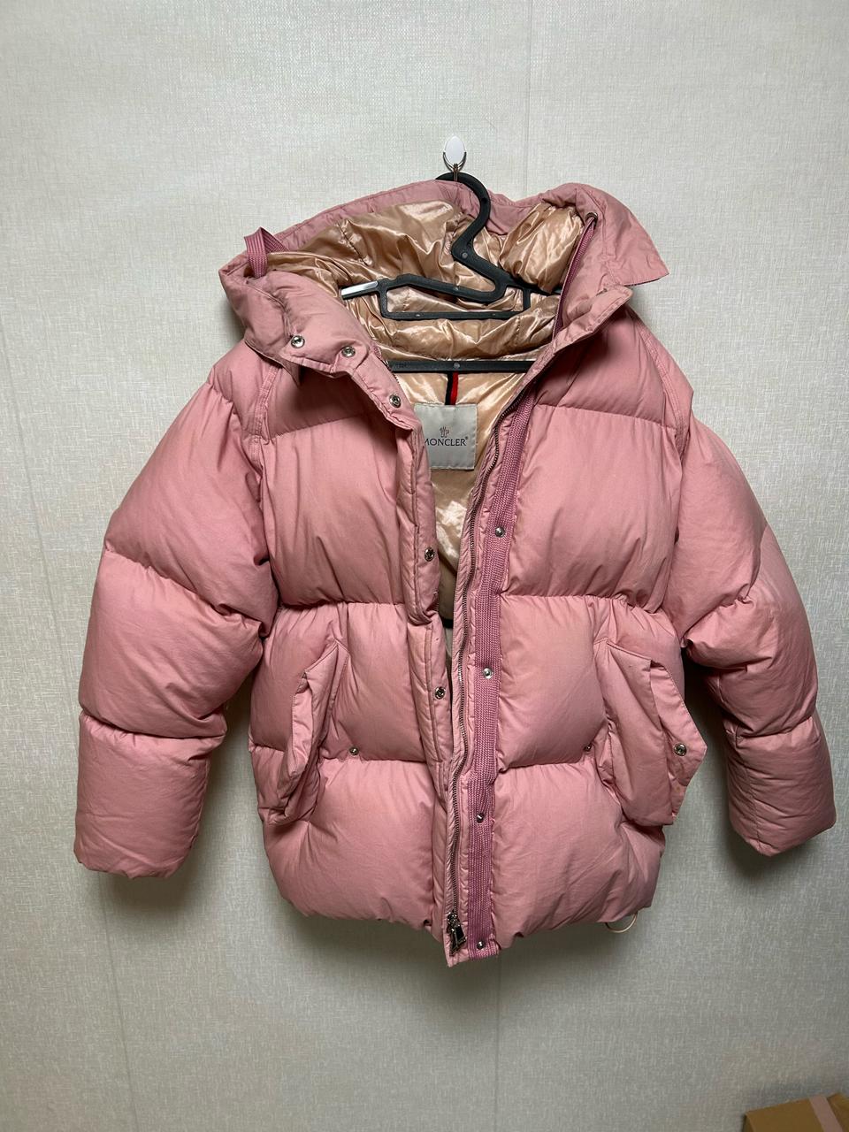 몽클레어 여성 숏패딩