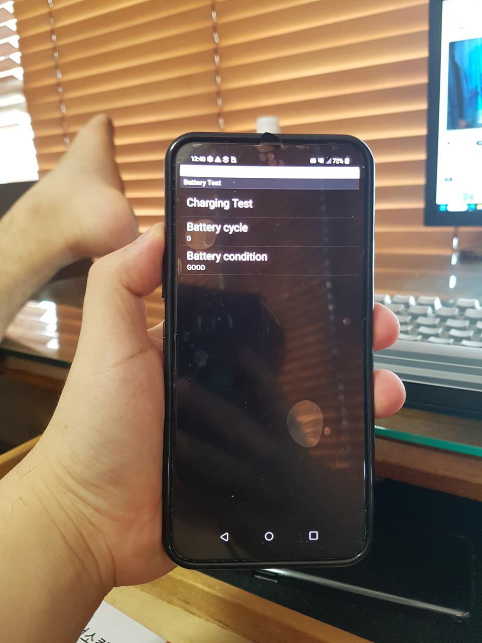 Lg v50s 팝니다(액정 자가수리후 미사용)