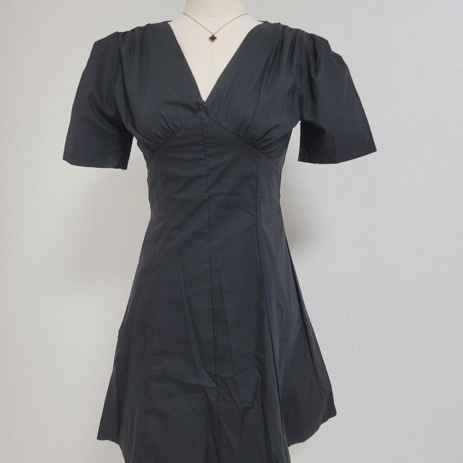 데일리 데이트룩 브이넥 블랙 미니원피스 새상품 옷