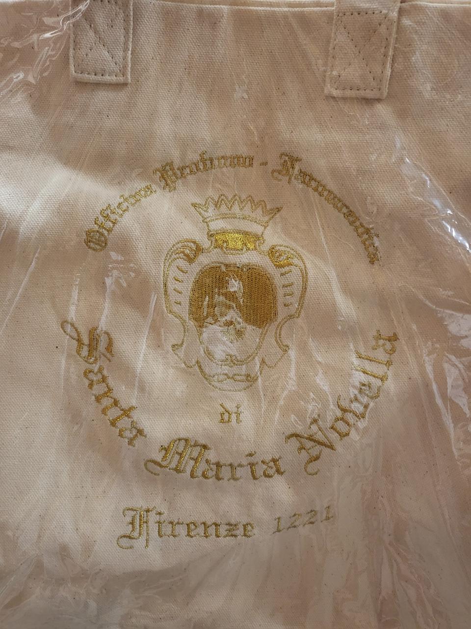 산타마리아노벨라 에코백