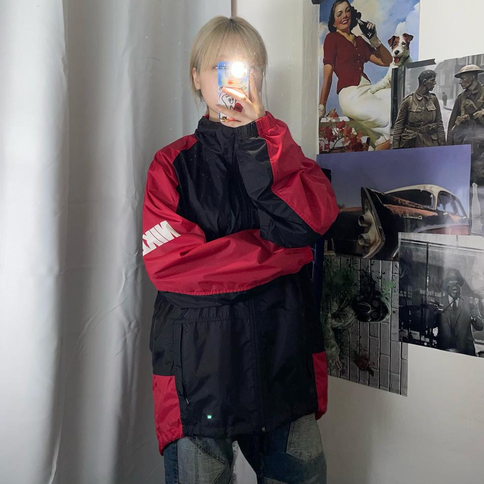 나이키 90‘s 빨간색 바람막이 XL