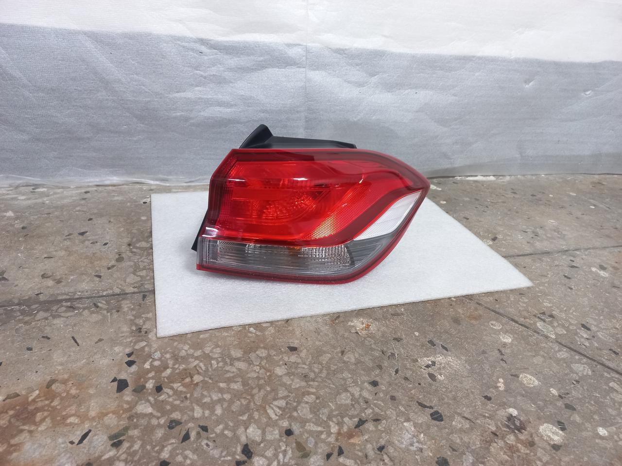 i30 3세대 PD 조수석 후미등(전구타입)