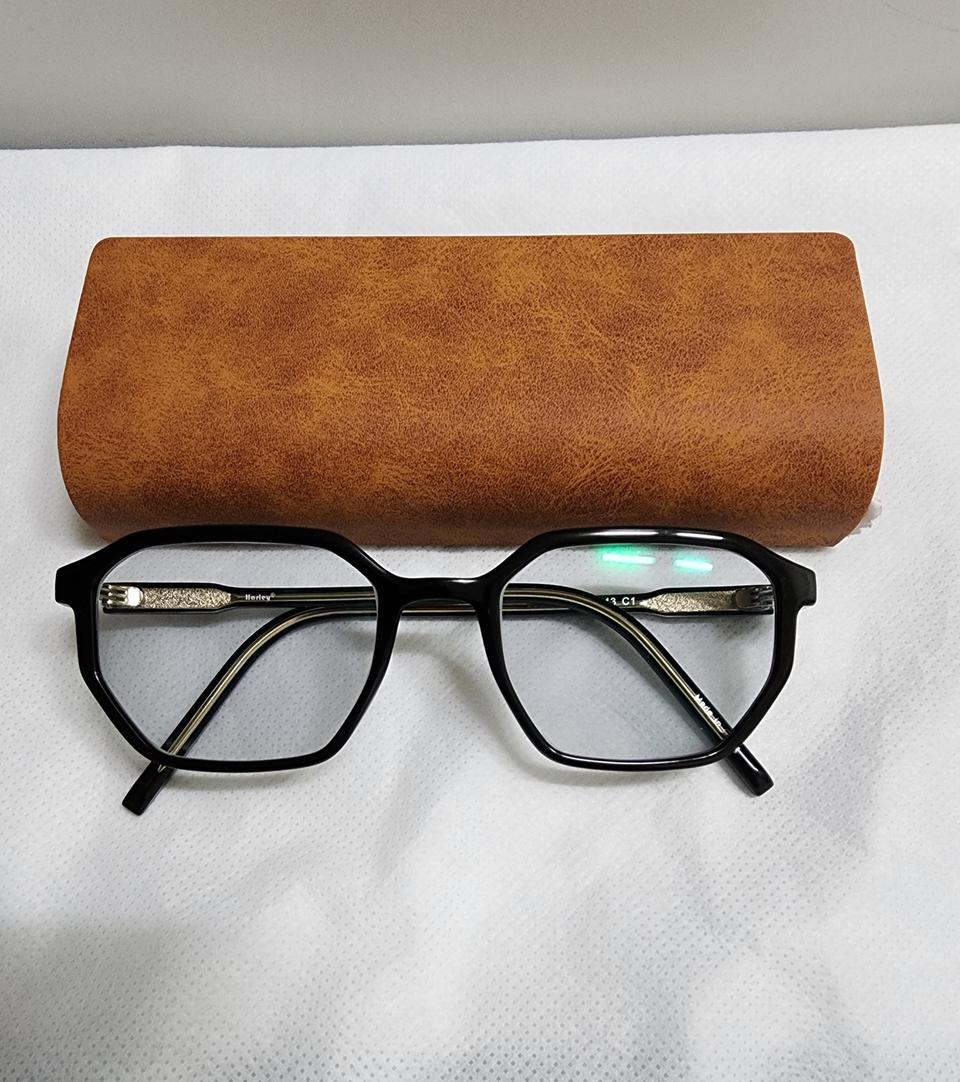 로꼬 솔로지옥 김진영  스타일 안경 (남녀공용)