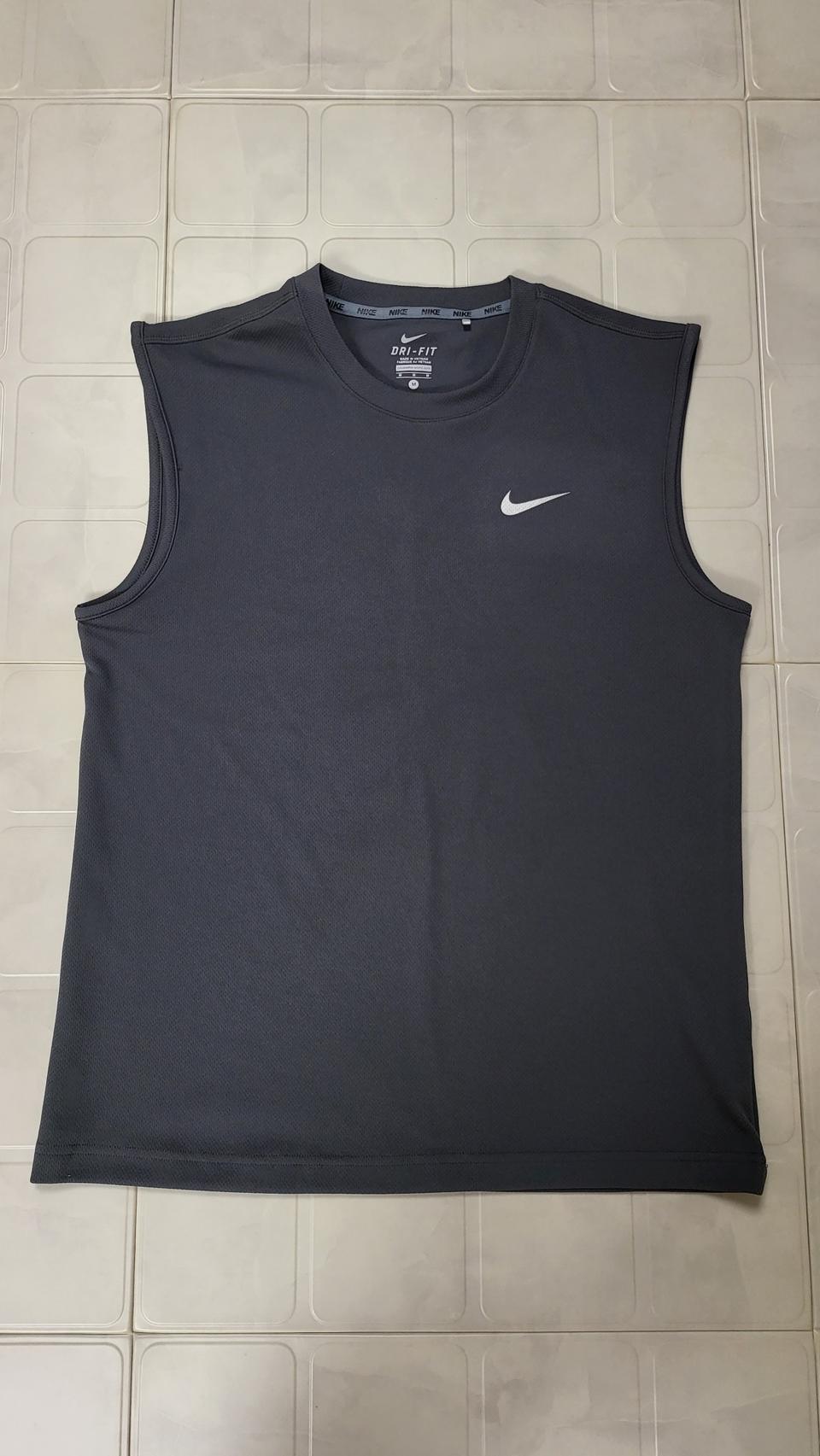 나이키 민소매 m