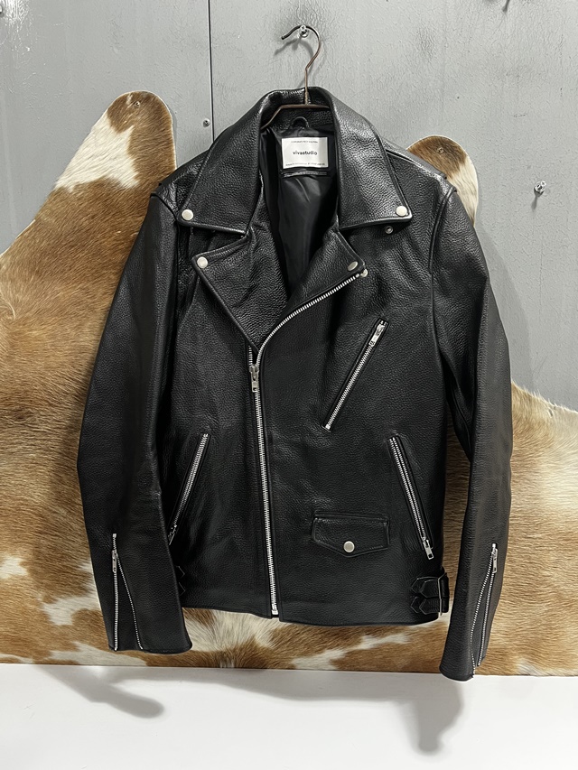 비바스튜디오 남성 블랙 가죽 라이더 자켓 L 