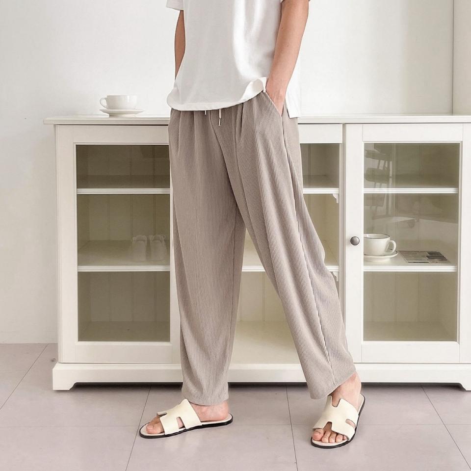 남자 봄 가을 밴딩팬츠 와이트팬츠 플리츠팬츠 냉장고바지