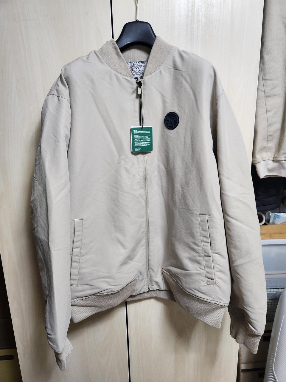 푸마 바시티 리버시블 패딩 XL사이즈