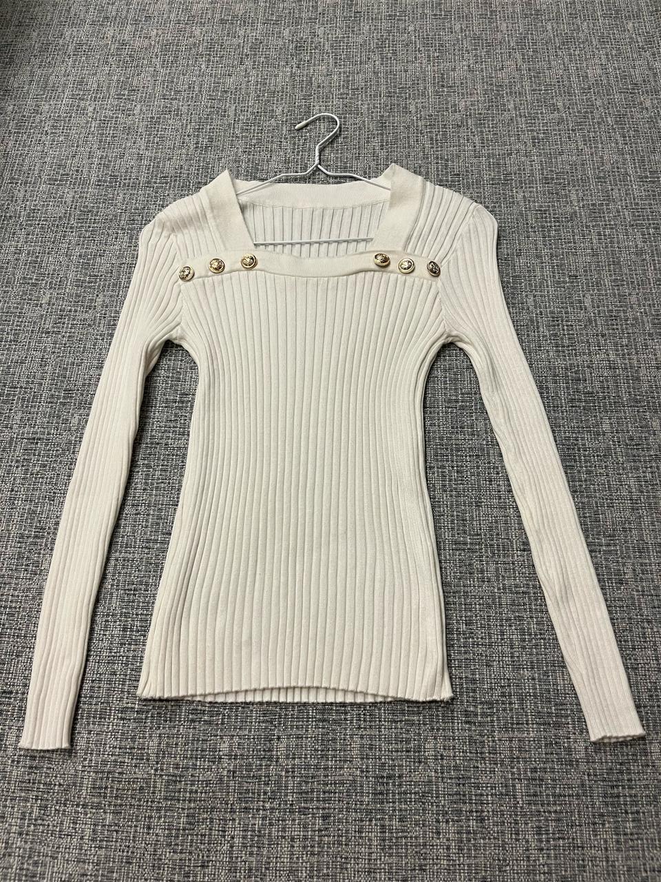 스퀘어넥 금장티셔츠 free