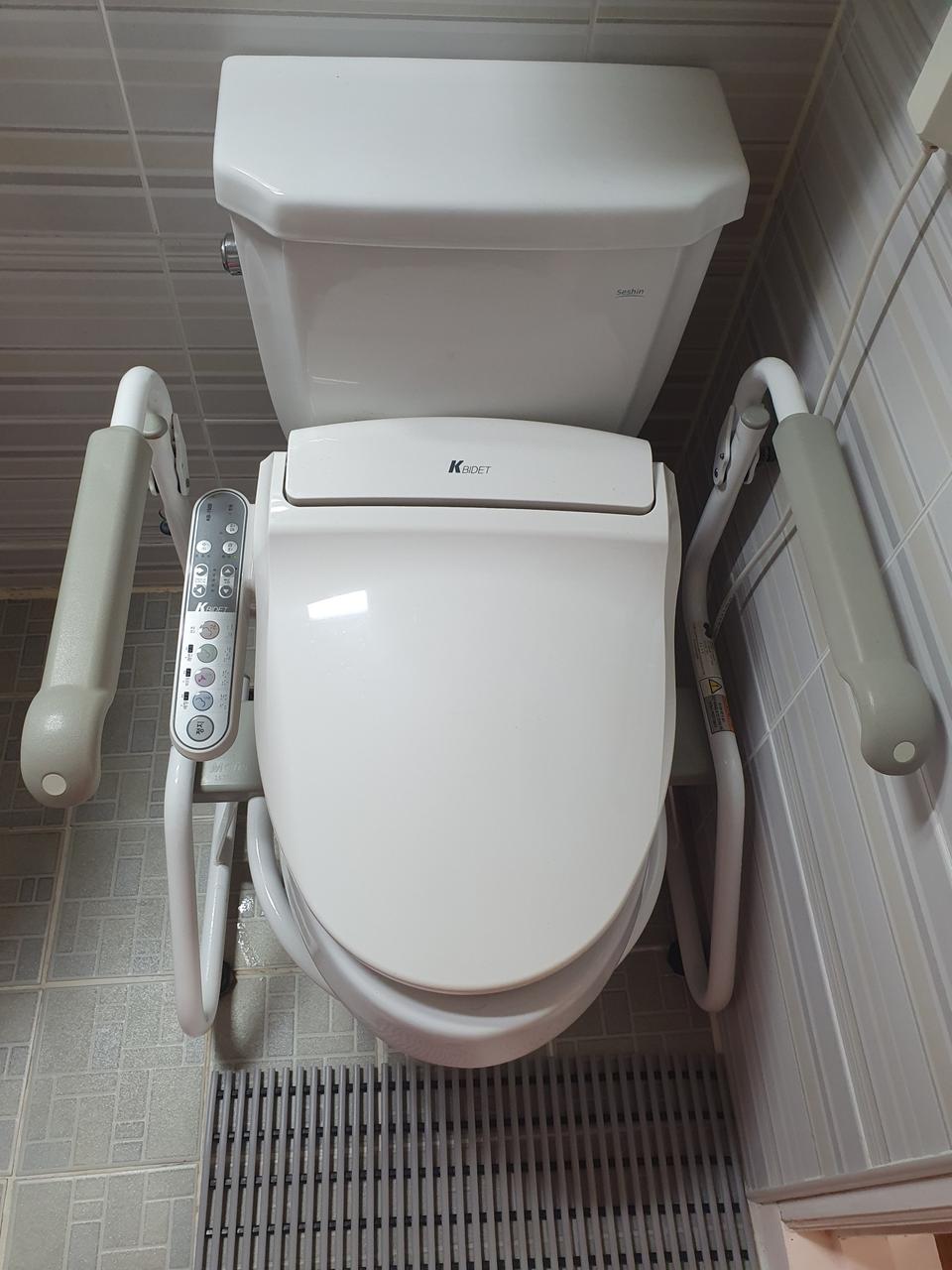 화장실 안전손잡이