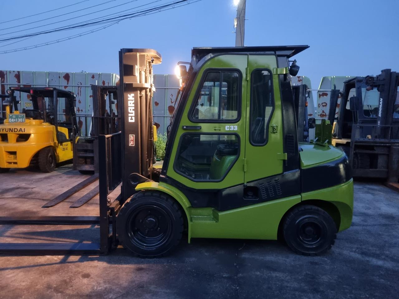 삼성클라크3.3톤3단디젤지게차