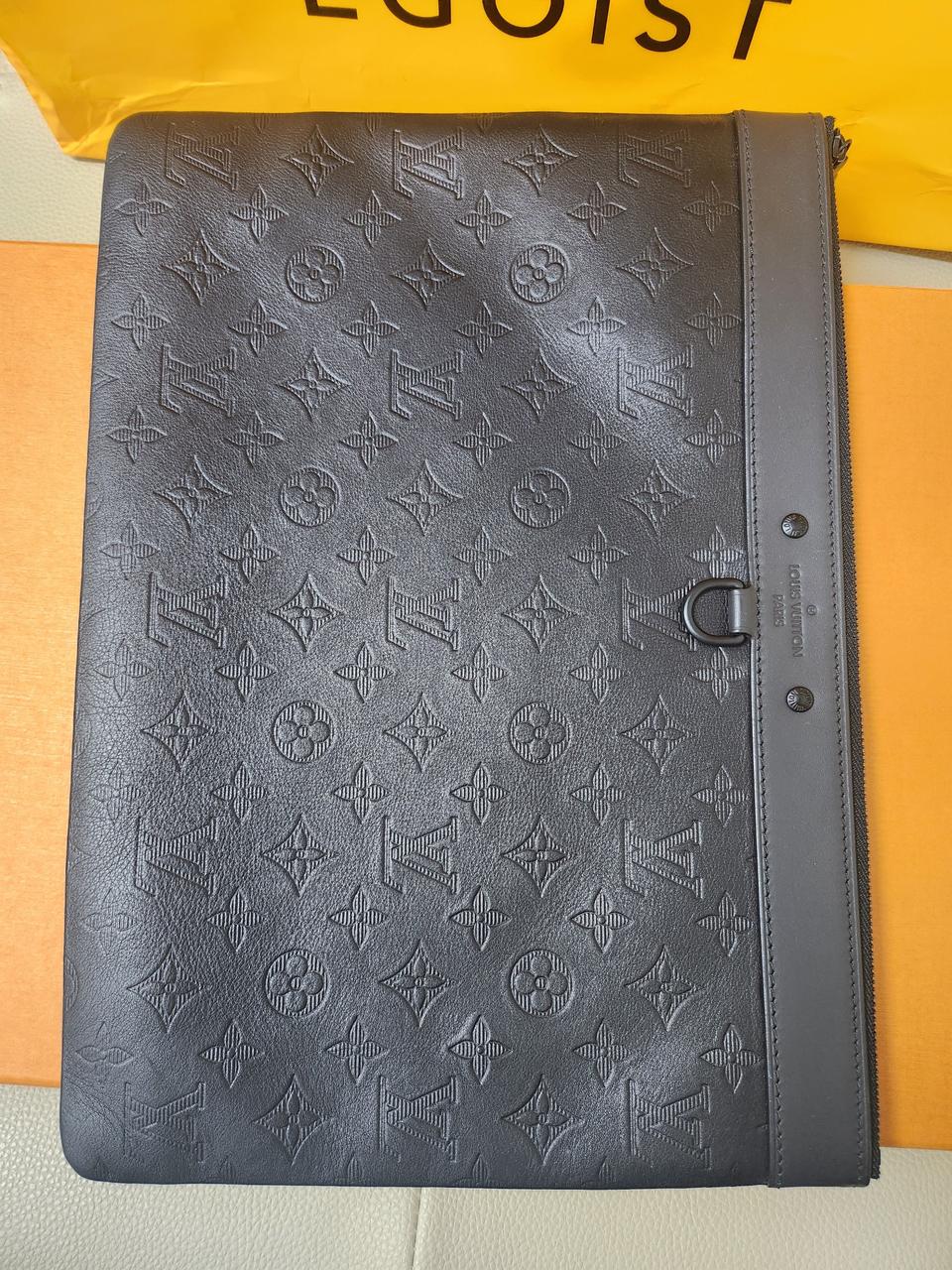 루이비통 디스커버리 클러치 GM m62903