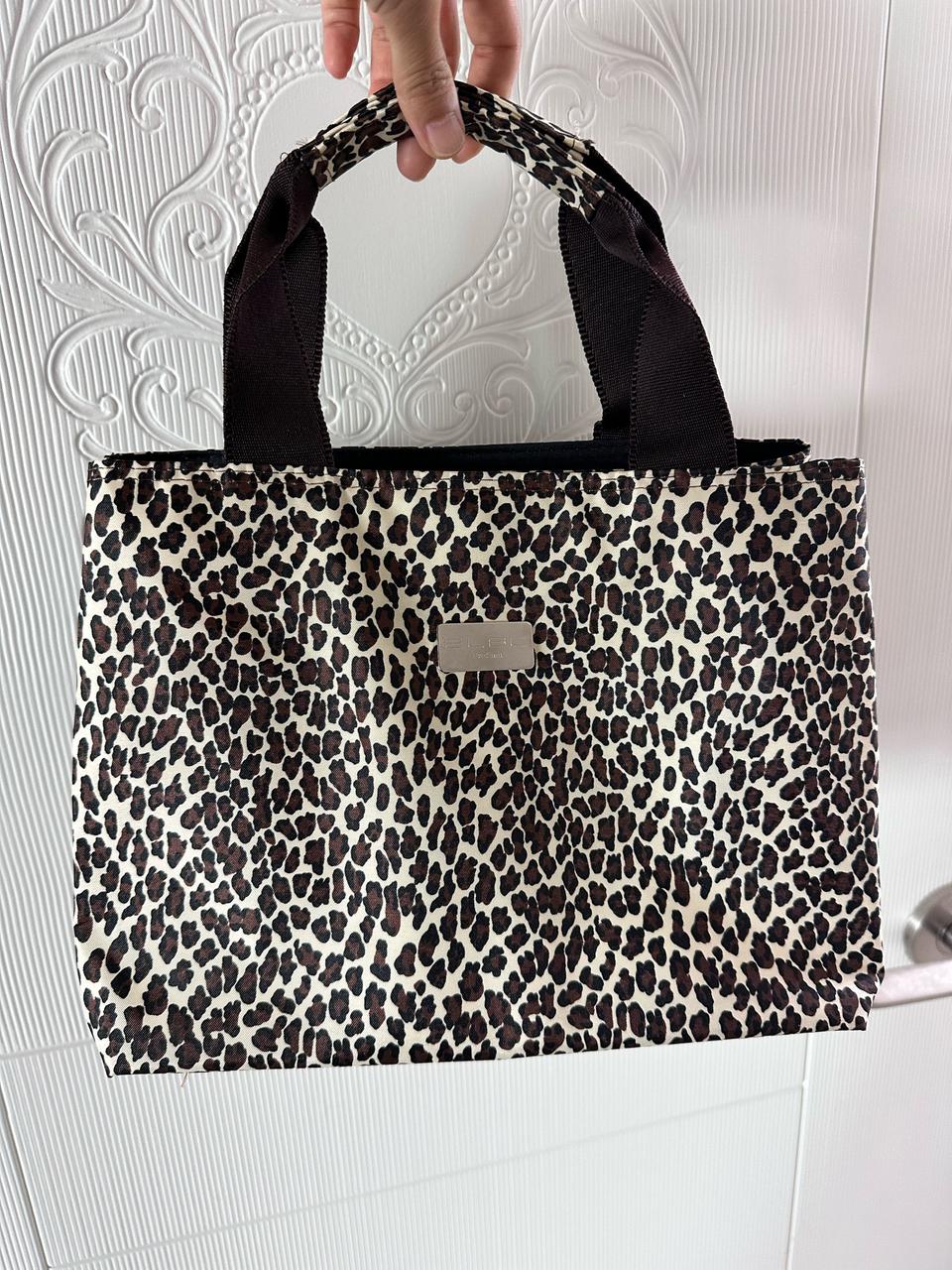 미사용 새제품 레오파드 토트백 호피백 보부상백 버킷백