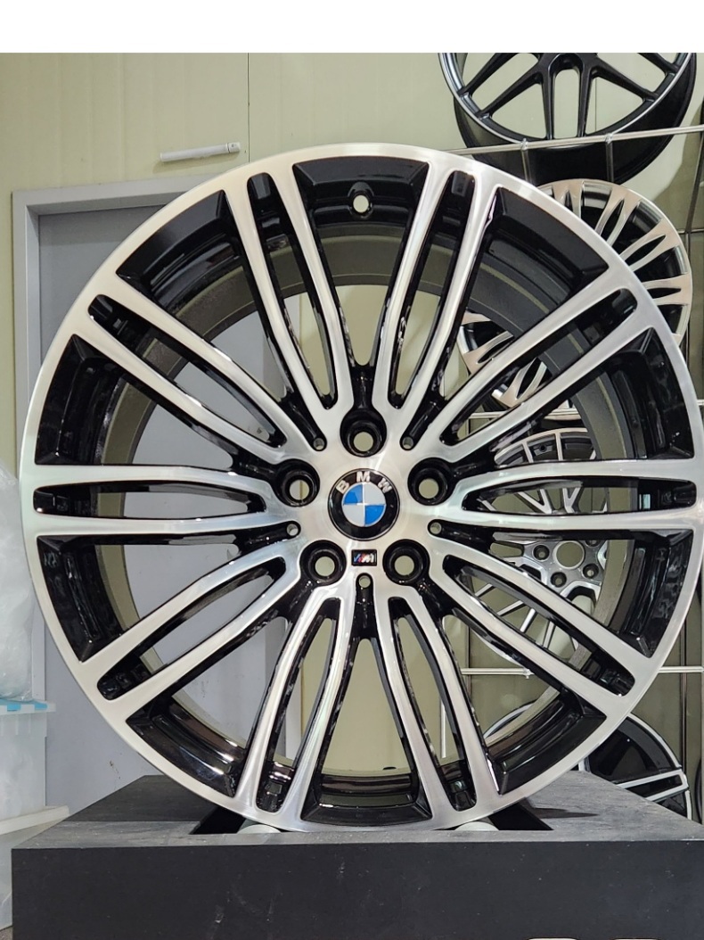 BMW G30 664M 19인치휠+ 피렐리 신품타이어