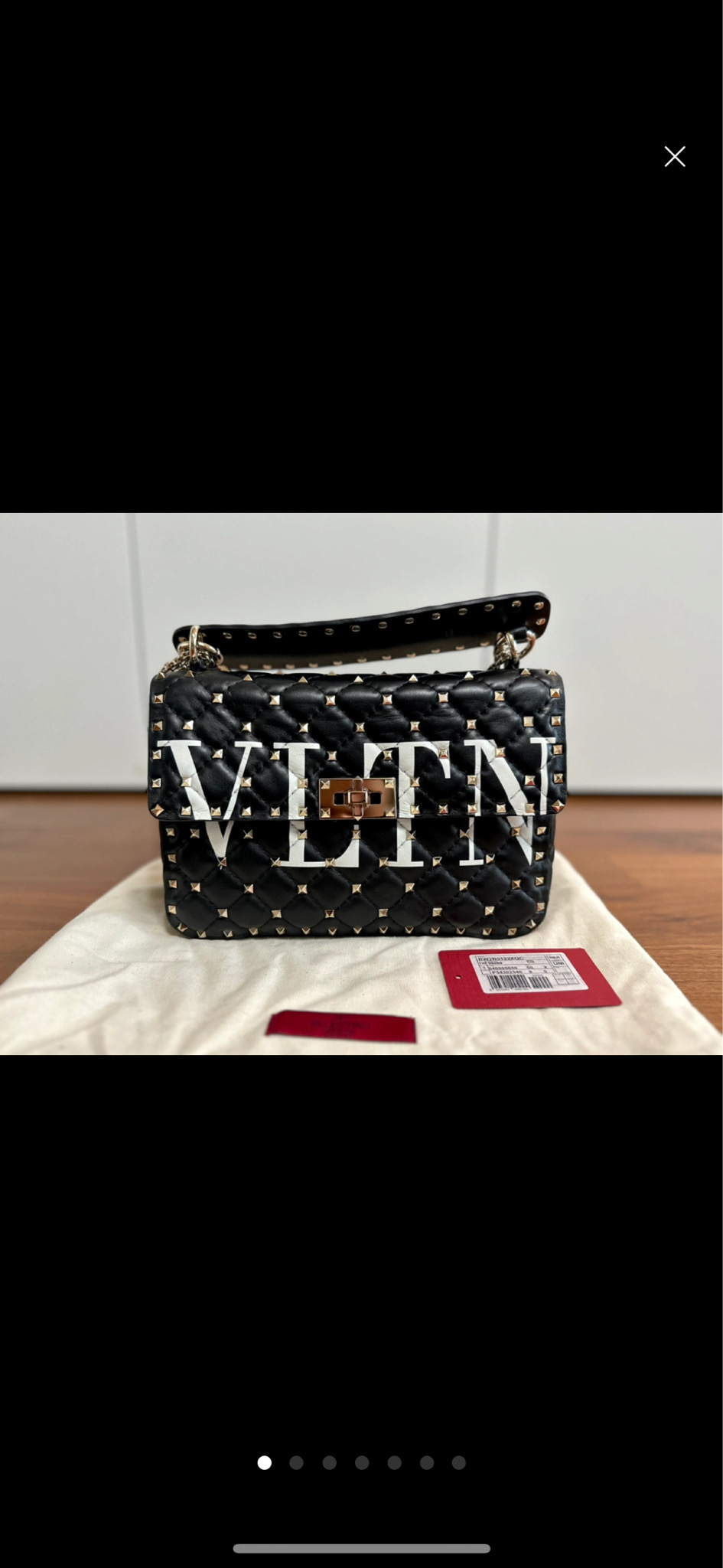 [발렌티노] 락스터드 스파이크 미듐 토트백 명품백