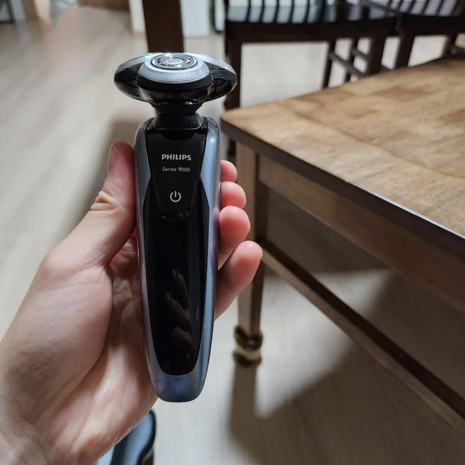 필립스 S9111/시리즈 9000 전기면도기(무료배송)