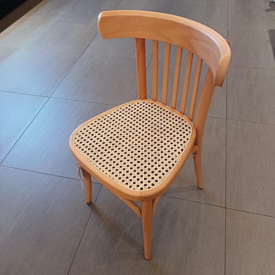 거의새거>북유럽 수입 비치나무 라탄체어