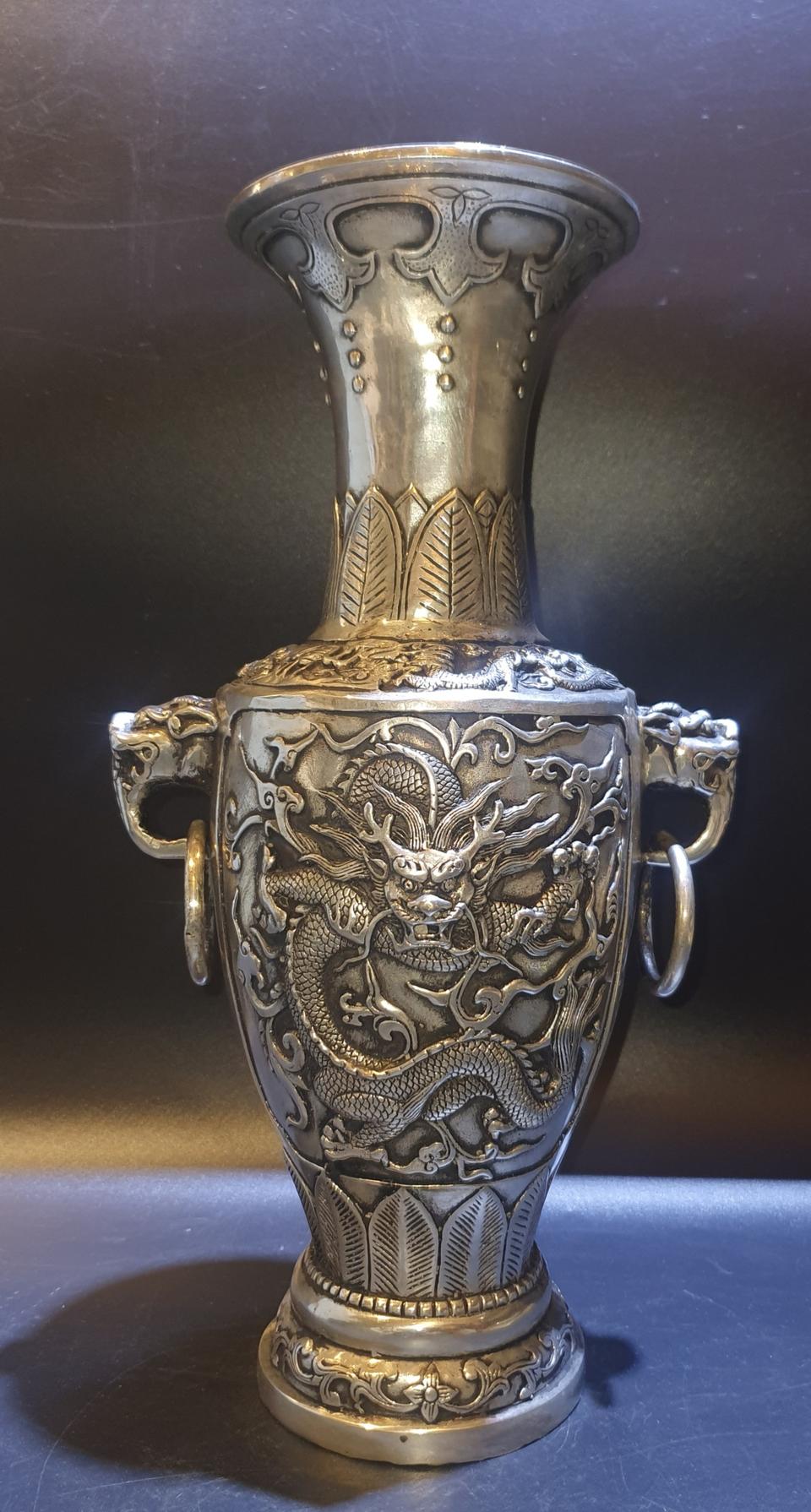 백동 운용문 화병