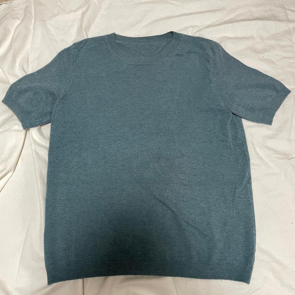 부드러운 니트 반팔