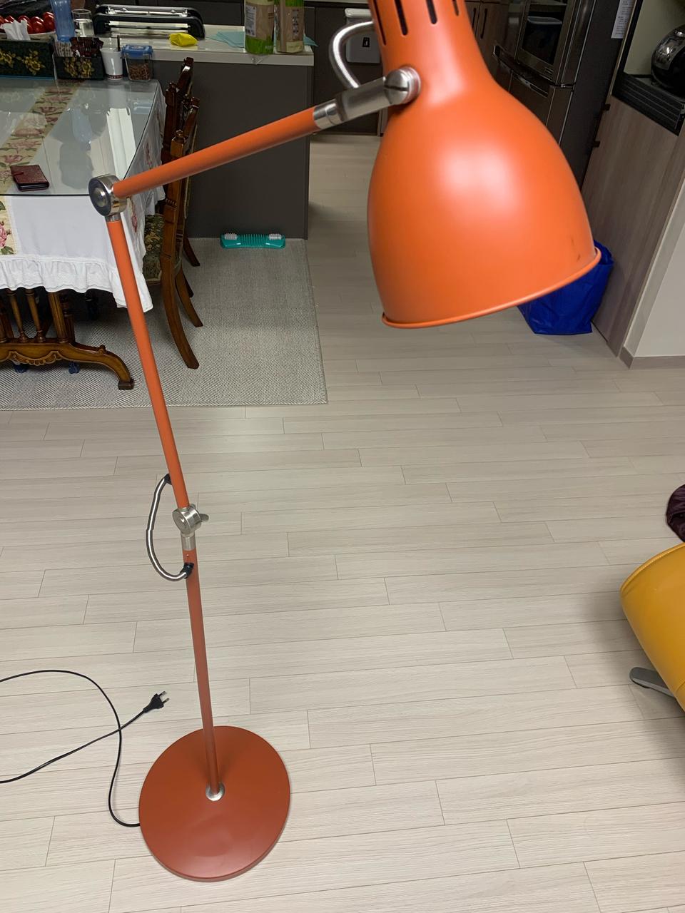 이케아 스탠드조명