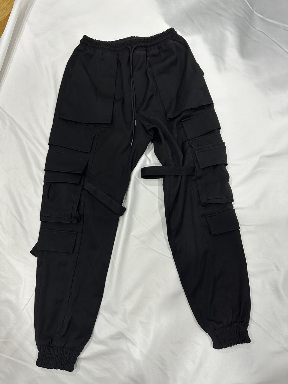 무신사 / 세븐셀라 벨크로 멀티 조거 블랙 / 30