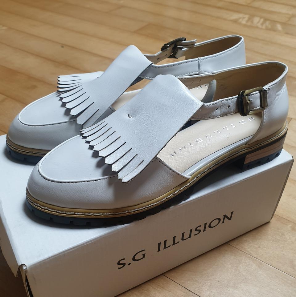 S.G ILLUSION 여성 구두 245 & 오브엠 여성구두 240