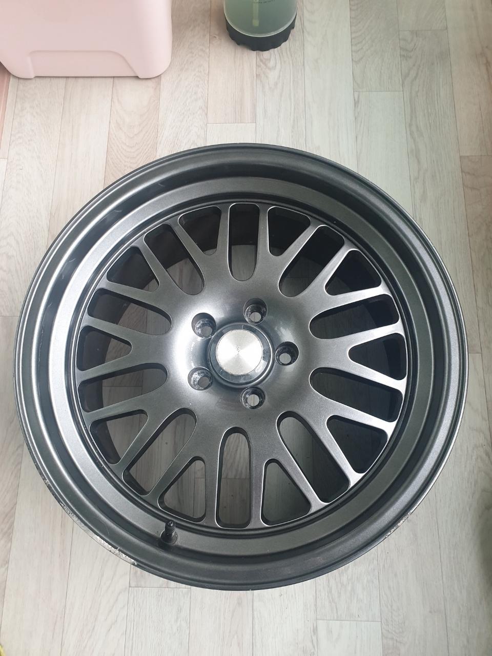 로티폼 정풍 18인치 판매 합니다