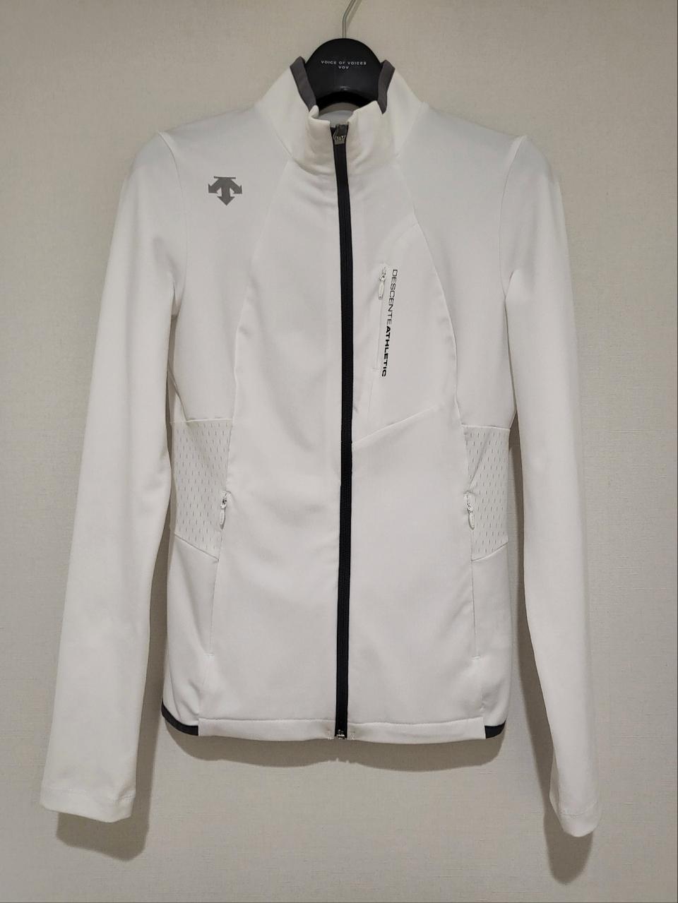 데상트 바람 저항없는 짝 달라붙는 스포츠 긴팔 집업