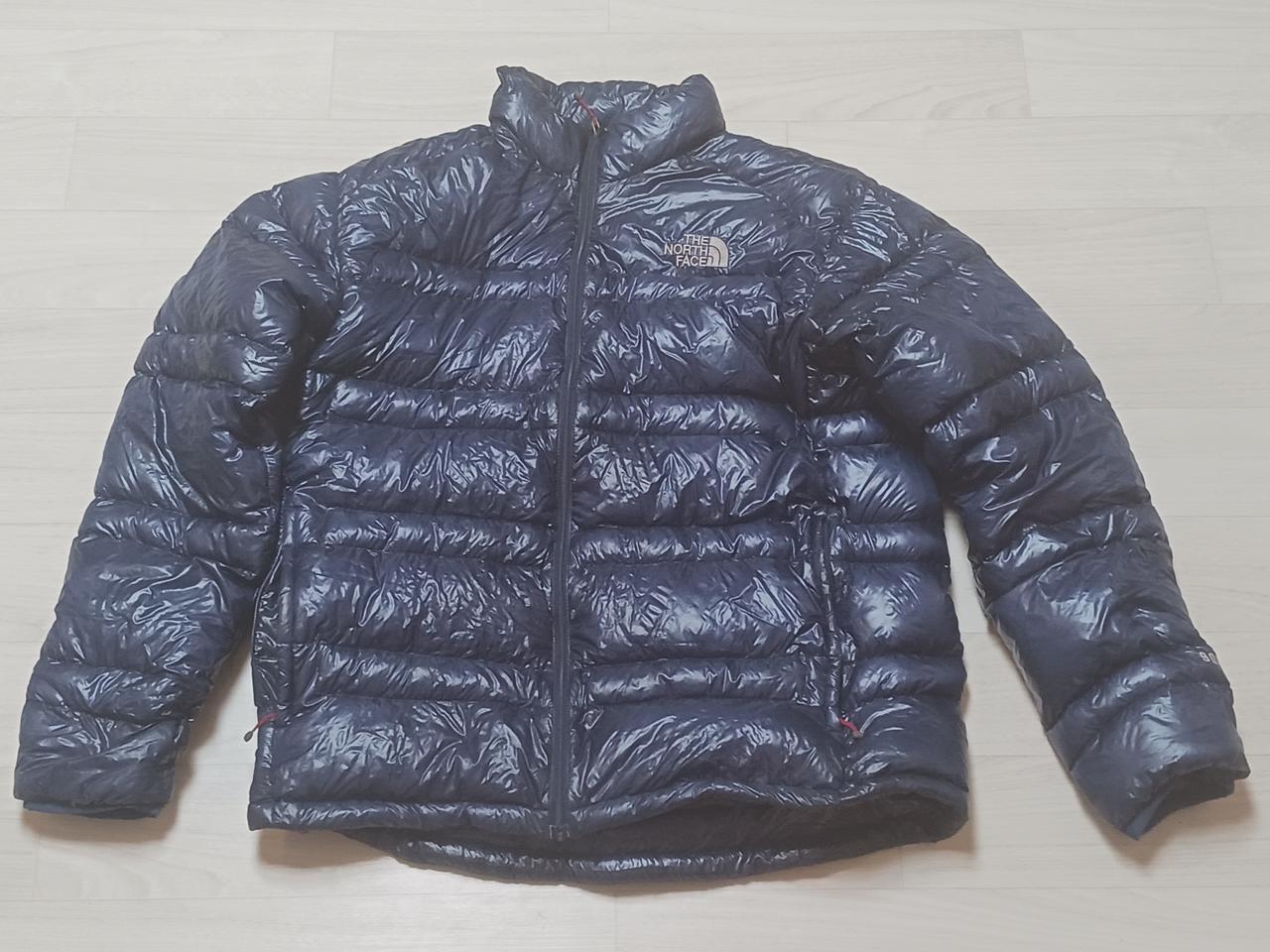 노스페이스 유광경량패딩 900필