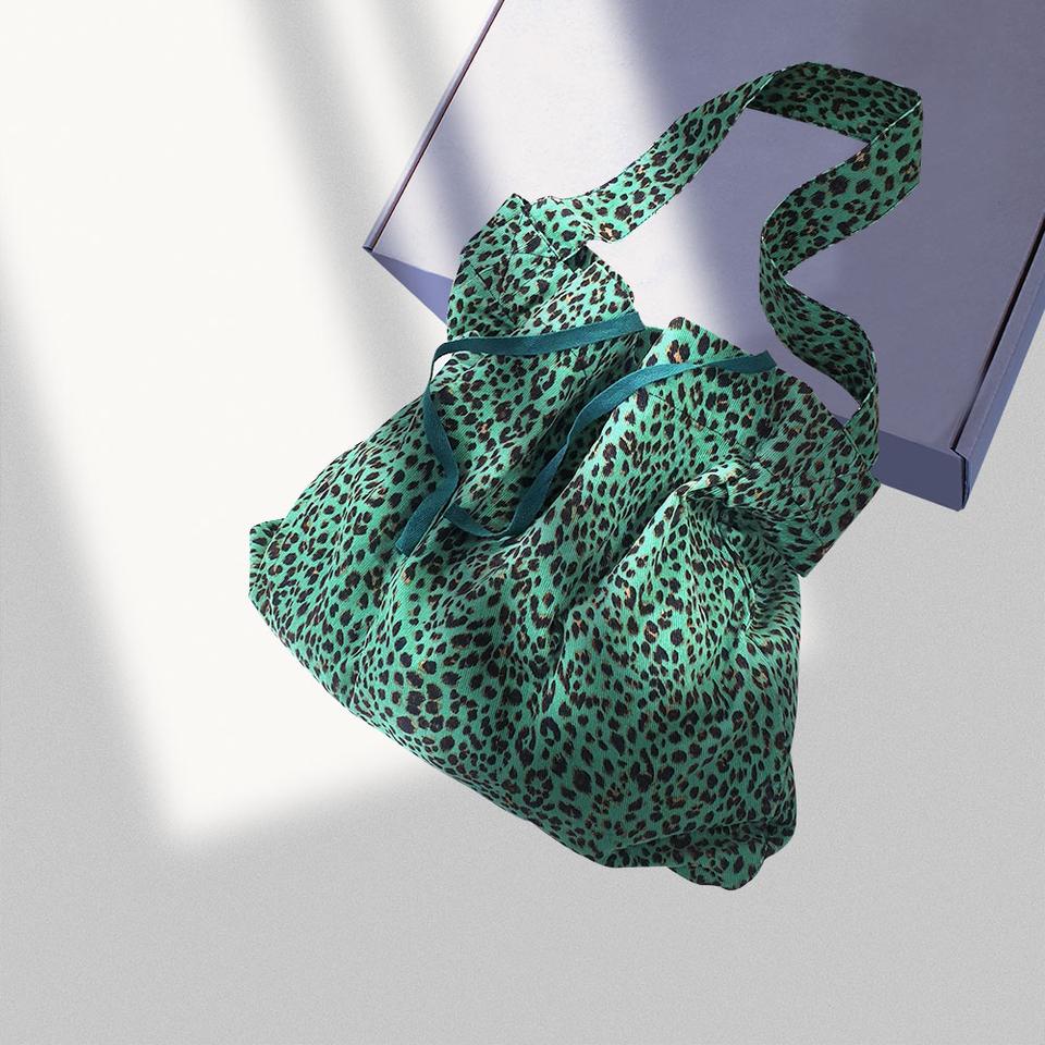 레오파드 숄더백