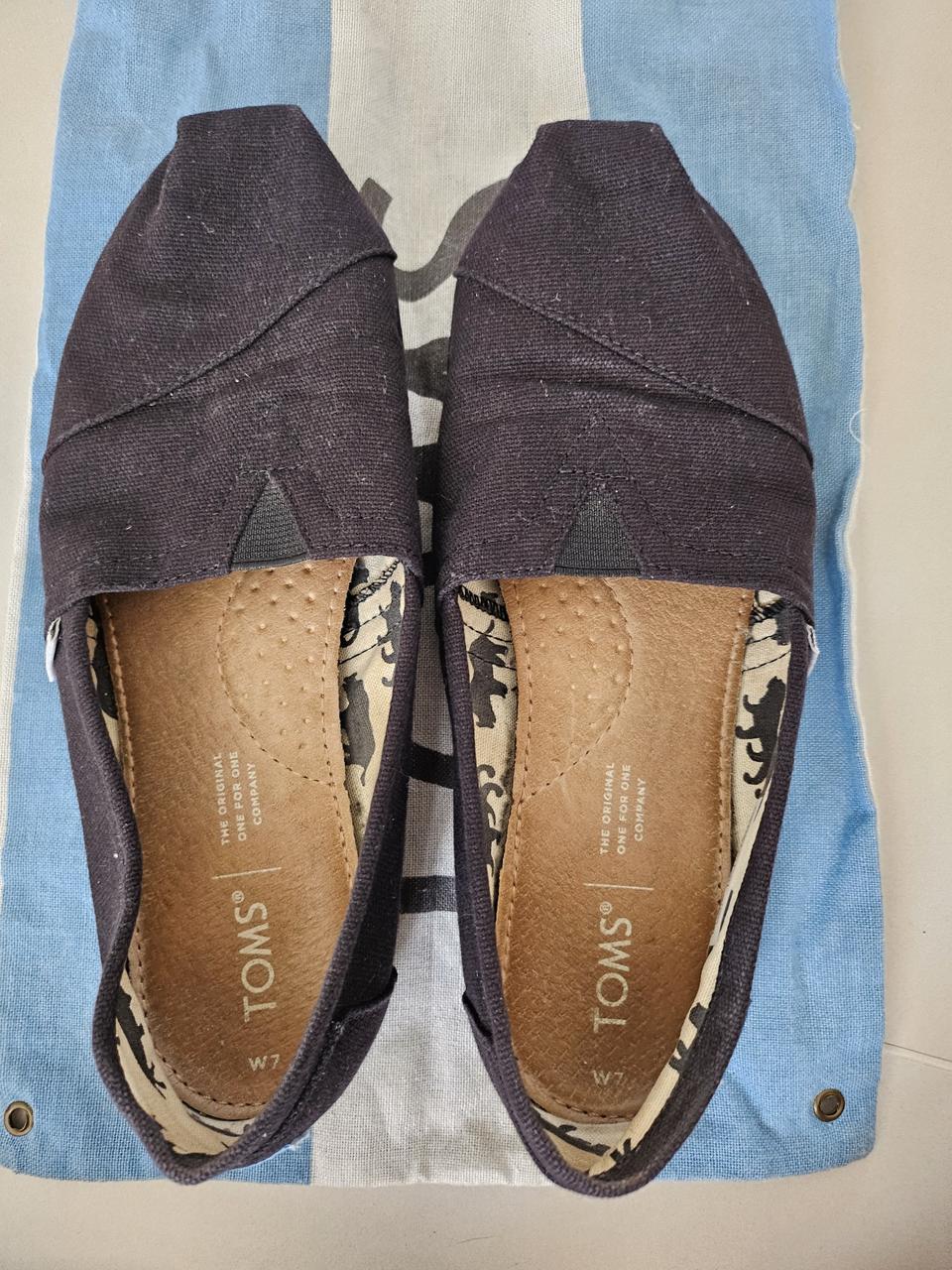 탐스 여성 슬립온(가격내림)