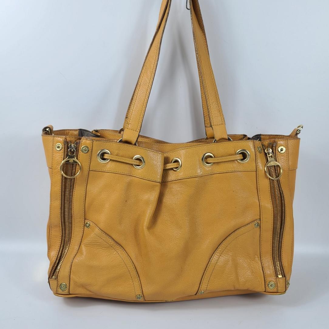 정품 멀버리 가죽 숄더백 다채로운 수납 강한 개성미