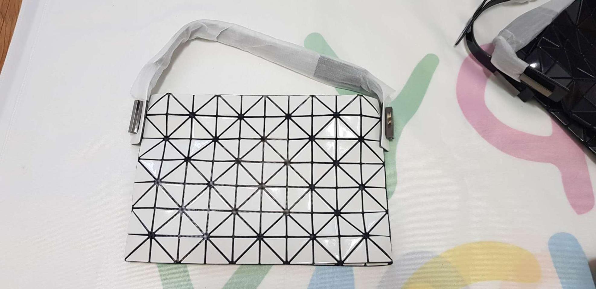 바오바오 바게트 탑핸들 백