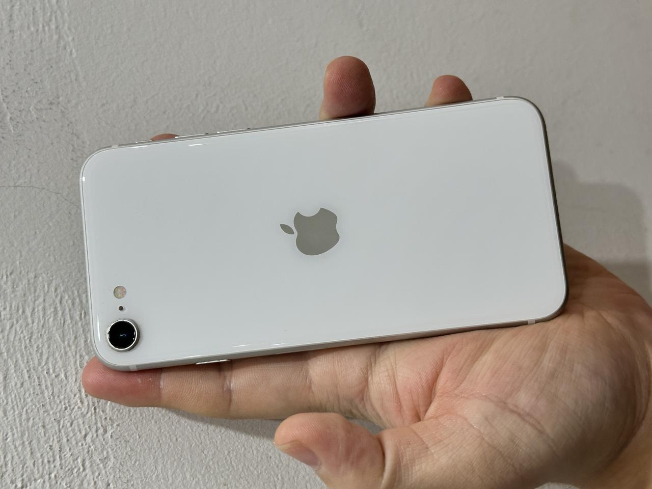 [A-급]아이폰SE2 화이트 128GB