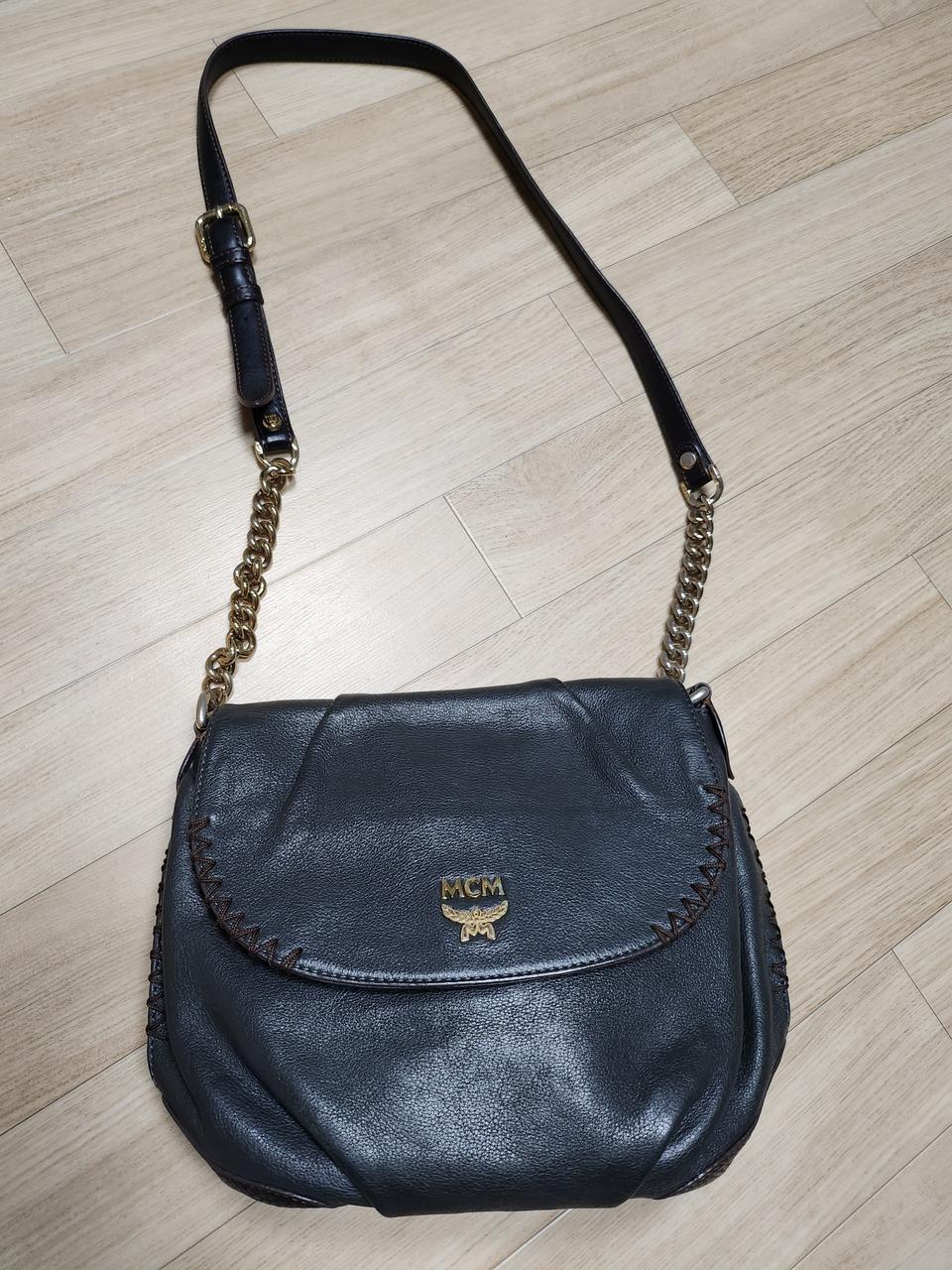 엠씨엠 크로스백 정품