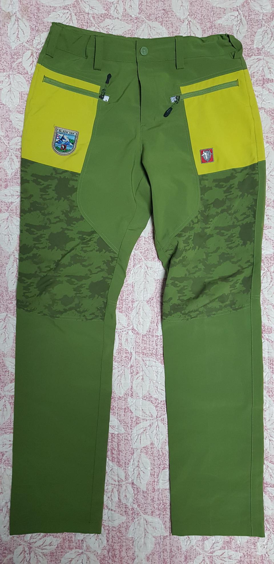 블랙야크 여성 등산바지 판매합니다.