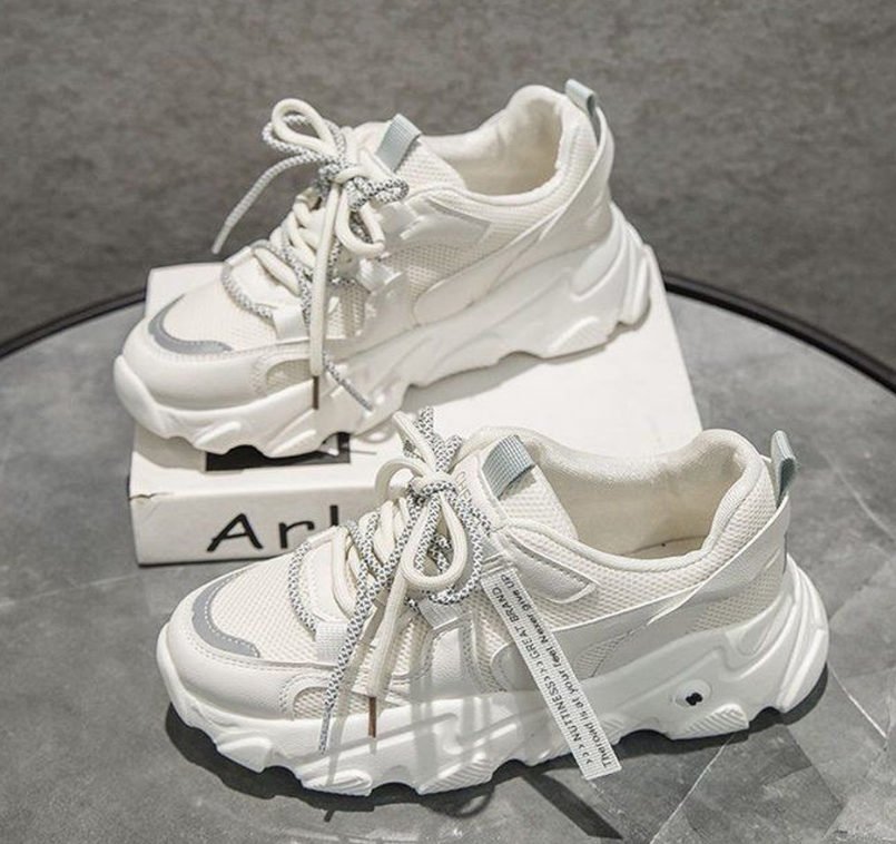 여성 데일리 포인트 통굽 어글리 스니커즈 2컬러