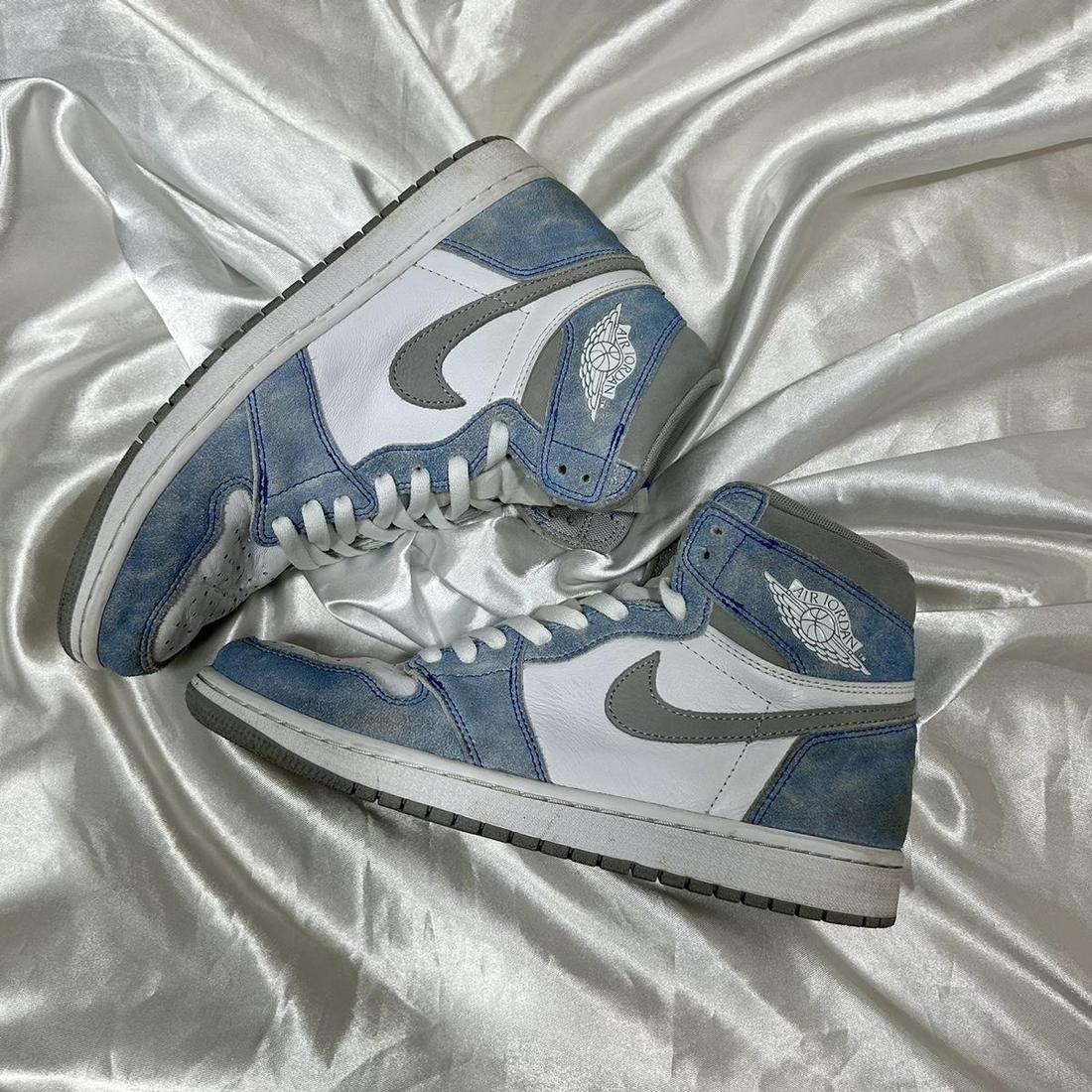 조던 1 하이퍼로얄 - 275