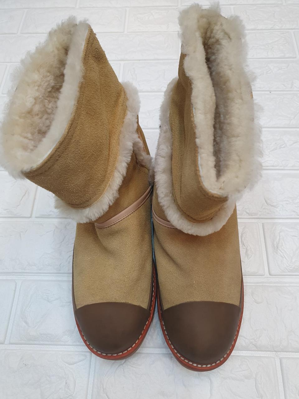 토리버치 양털 부츠 245사이즈