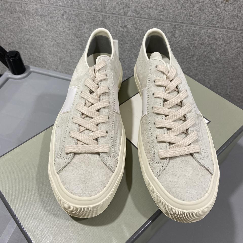 톰포드 스니커즈 마르모컬러 판매합니다.