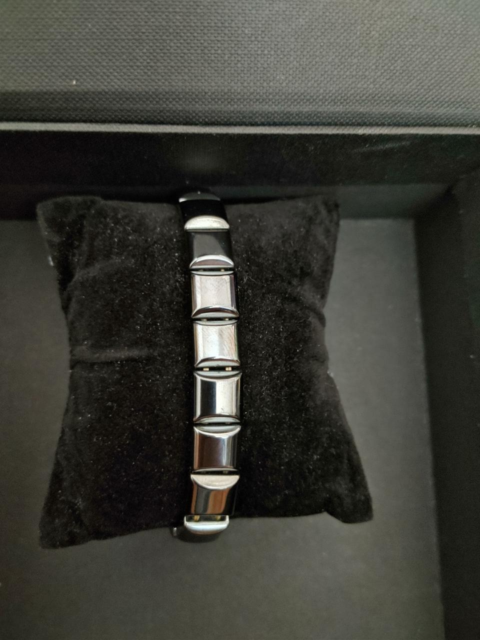 .자성이 매우 강함.게르마늄 팔찌.건강 팔찌. ..