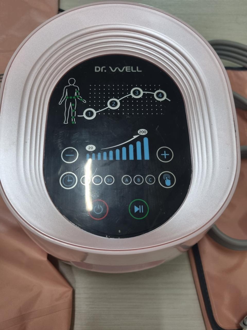 닥터웰 에어라이너 다리 허리 마사지기 안마기 팝니다.