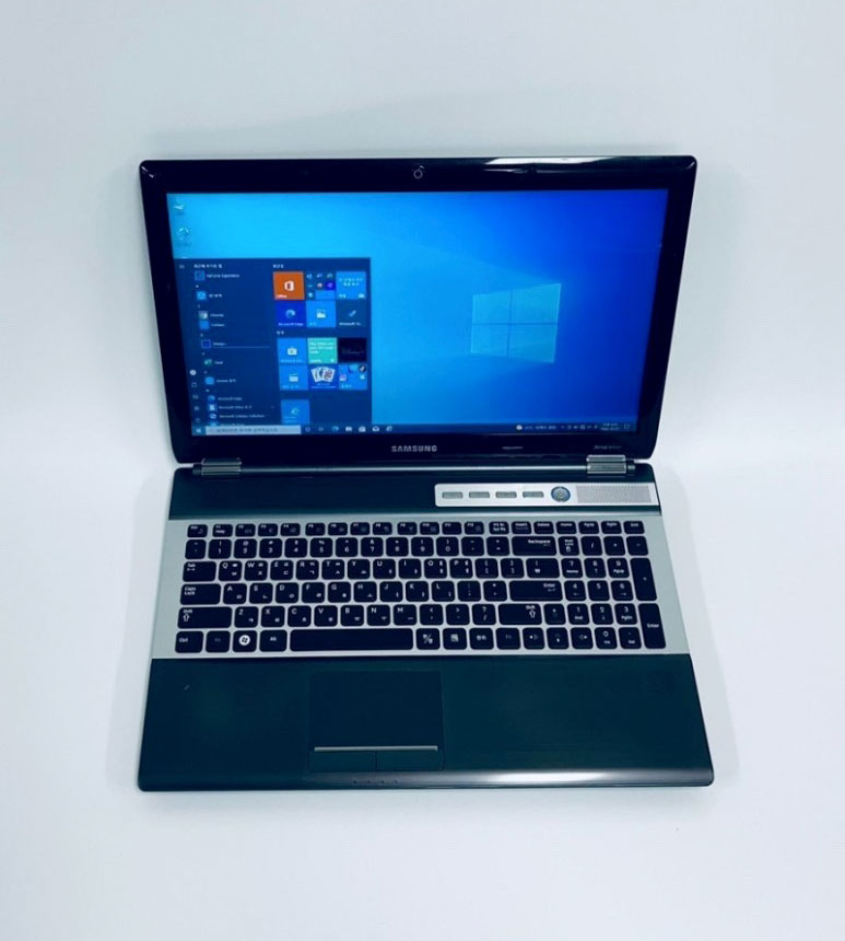 [노트북] 삼성 15.6인치 램8 용량128 코어i7 블랙 무료배송