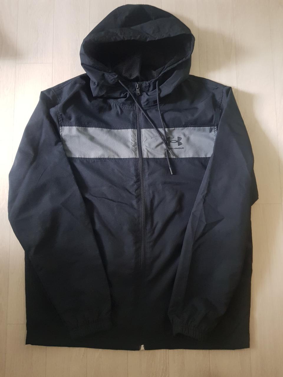 언더아머 후드집업 바람막