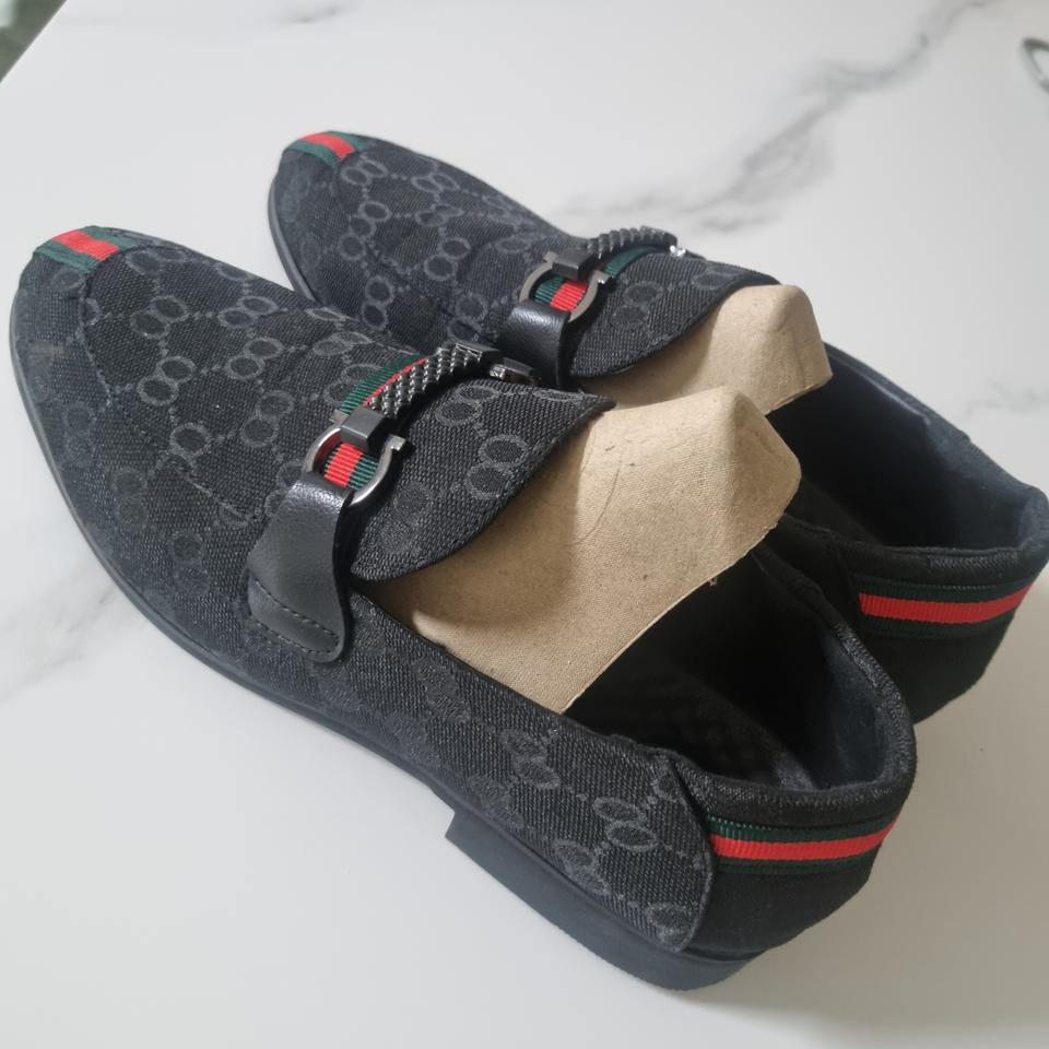 구찌 로퍼 265사이즈 팝니다