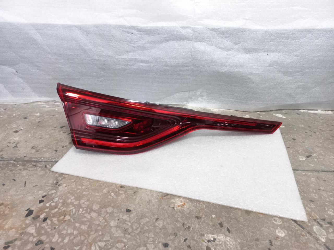 SM6 운전석 트렁크등