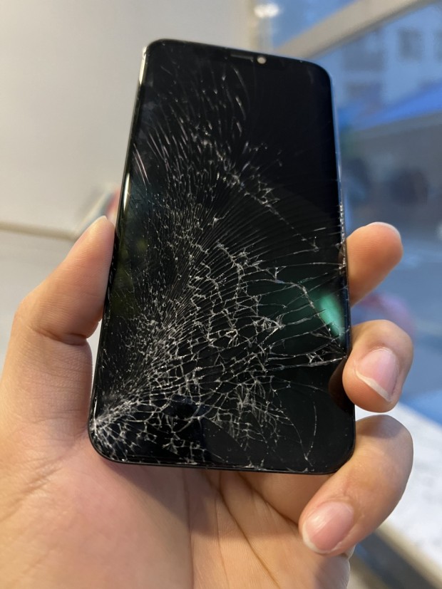 아이폰 전기종 수리해드립니다 (매입가능)